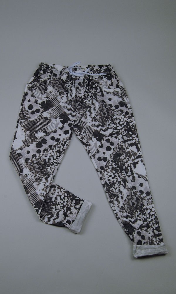 Joggpants Hose mit tollem Muster (schwarz/grau/weiß)